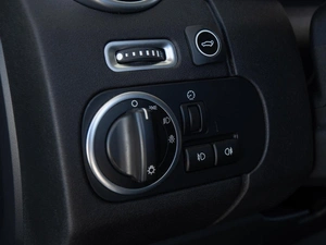 Внедорожник Land Rover Discovery 2013 года, 5430000 рублей, Волгоград