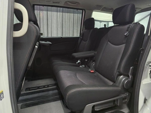 Минивэн Nissan Serena 2013 года, 1349000 рублей, Красноярск