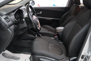 Седан Kia Rio 2016 года, 999000 рублей, Омск