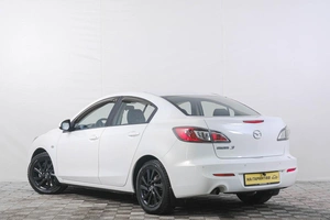 Седан Mazda 3 2011 года, 949000 рублей, Кемерово