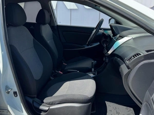 Седан Hyundai Solaris 2013 года, 739000 рублей, Кропоткин