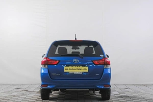 Универсал Toyota Corolla Fielder 2019 года, 1429000 рублей, Кемерово