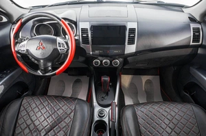 Внедорожник Mitsubishi Outlander 2007 года, 1189000 рублей, Барнаул