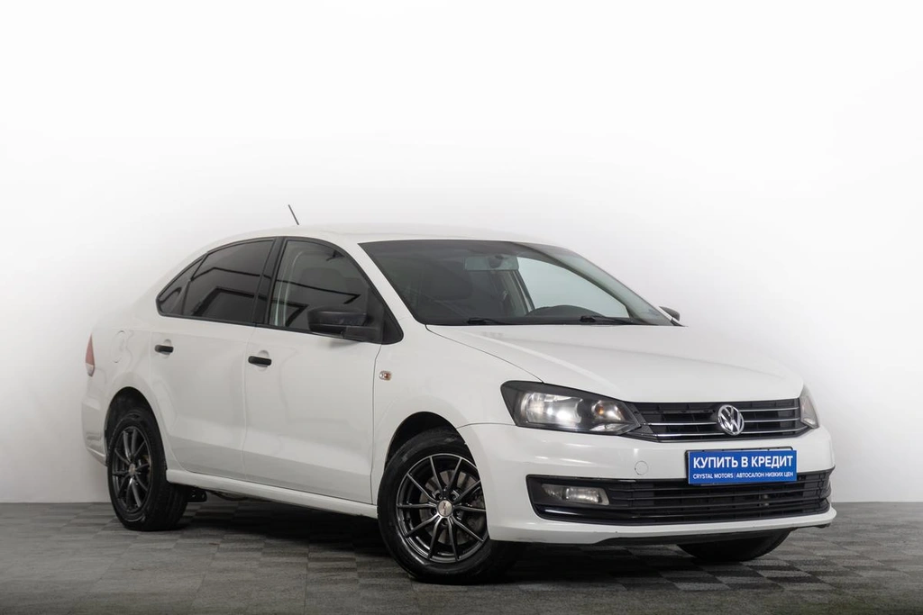Седан Volkswagen Polo 2017 года, 1049000 рублей, Томск