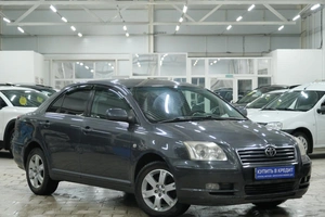 Седан Toyota Avensis 2005 года, 869000 рублей, Омск