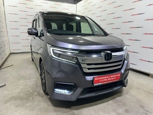 Минивэн Honda Stepwgn Spada 2021 года, 2300000 рублей, Красноярск