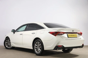 Седан Toyota Avalon 2021 года, 2999000 рублей, Новосибирск