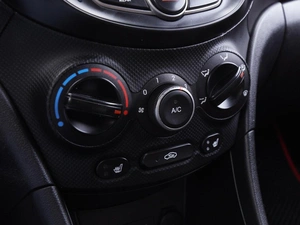 Седан Hyundai Solaris 2014 года, 999000 рублей, Волгоград