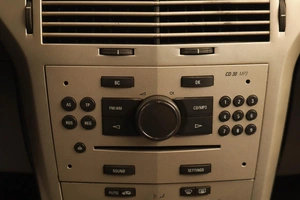 Хетчбэк Opel Astra 2007 года, 439000 рублей, Челябинск