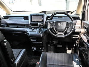 Минивэн Honda Freed 2019 года, 1999000 рублей, Кирилловка