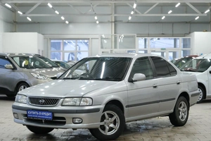 Седан Nissan Sunny 2001 года, 369000 рублей, Омск
