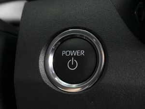 Седан Toyota Camry 2026 года, 4460000 рублей, Омск