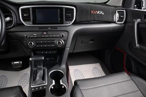 Внедорожник Kia Sportage 2018 года, 2499000 рублей, Оренбург