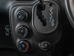 Минивэн Toyota Spade 2014 года, 899000 рублей, Кирилловка