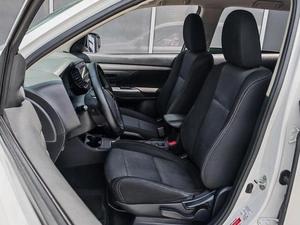 Внедорожник Mitsubishi Outlander 2015 года, 1600000 рублей, Краснодар