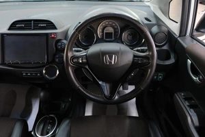 Универсал Honda Fit Shuttle 2013 года, 999000 рублей, Омск