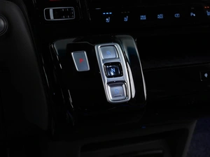 Минивэн Hyundai Staria 2025 года, 7818000 рублей, Москва