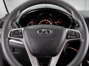 Универсал ВАЗ (LADA) Vesta 2020 года, 1100000 рублей, Тюмень