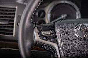 Внедорожник Toyota Land Cruiser 2018 года, 6739000 рублей, Томск