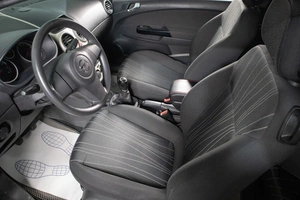 Хетчбэк Opel Corsa 2007 года, 399000 рублей, Сургут