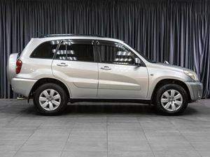 Внедорожник Toyota RAV4 2003 года, 769000 рублей, Тюмень