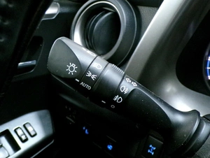 Внедорожник Toyota RAV4 2016 года, 2564700 рублей, Красноярск