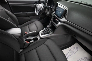 Седан Hyundai Elantra 2018 года, 1449000 рублей, Оренбург