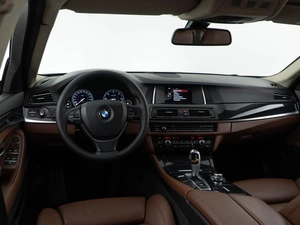 Седан BMW 5 серия 2015 года, 2376444 рублей, Москва