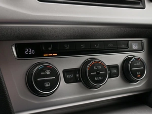 Седан Volkswagen Passat 2017 года, 1599800 рублей, Волгоград