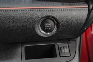 Минивэн Toyota Sienta 2019 года, 1669000 рублей, Челябинск