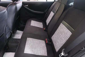 Лифтбек Toyota Corolla 2006 года, 759000 рублей, Омск