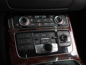 Седан Audi A8 2013 года, 1349000 рублей, Воронеж