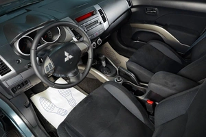 Внедорожник Mitsubishi Outlander 2008 года, 1199000 рублей, Тюмень