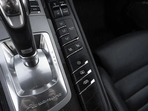 Лифтбек Porsche Panamera Turbo 2013 года, 3799000 рублей, Саратов