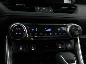 Внедорожник Toyota RAV4 2025 года, 4254434 рублей, Москва