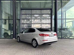 Седан Kia Rio 2017 года, 1230000 рублей, Уфа