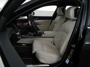 Седан BMW i7 2022 года, 12798999 рублей, Москва