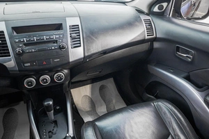 Внедорожник Mitsubishi Outlander 2007 года, 1099000 рублей, Барнаул