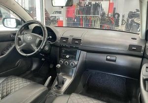 Седан Toyota Avensis 2008 года, 855000 рублей, Красноярск