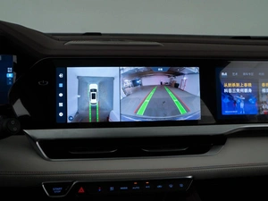 Внедорожник Geely Monjaro 2023 года, 3418444 рублей, Москва