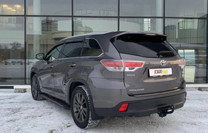 Внедорожник Toyota Highlander 2014 года, 2990000 рублей, Красноярск