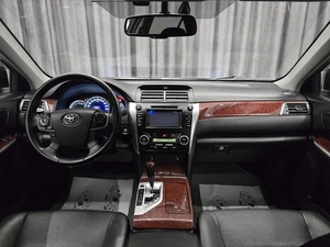 Седан Toyota Camry 2014 года, 1499000 рублей, Красноярск