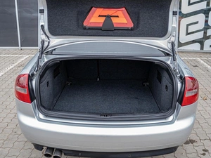 Седан Audi A6 2003 года, 900000 рублей, Краснодар