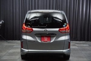 Минивэн Honda Freed+ 2018 года, 1379000 рублей, Красноярск