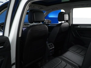 Внедорожник Volkswagen Tiguan 2021 года, 2370900 рублей, Москва