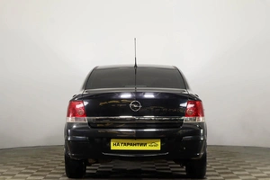 Седан Opel Astra 2010 года, 529000 рублей, Пермь