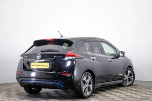 Хетчбэк Nissan Leaf 2018 года, 1749000 рублей, Пермь