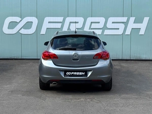 Хетчбэк Opel Astra 2011 года, 819000 рублей, Кропоткин