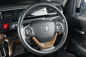 Минивэн Honda Stepwgn 2020 года, 2449000 рублей, Тюмень