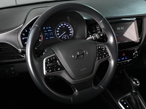 Седан Hyundai Solaris 2019 года, 1549000 рублей, Аксай